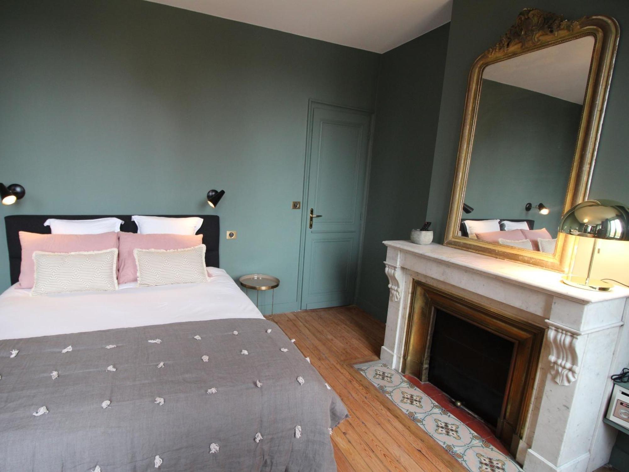 B&B L'Escapade Bordelaise - Cote Jardin Бордо Стая снимка